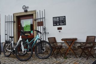 Elektrokola pro starší, ale aktivní pár za rozumnou cenu - Kellys Estima a E-cristy v akční ceně už od 39 990,- Zadáním...